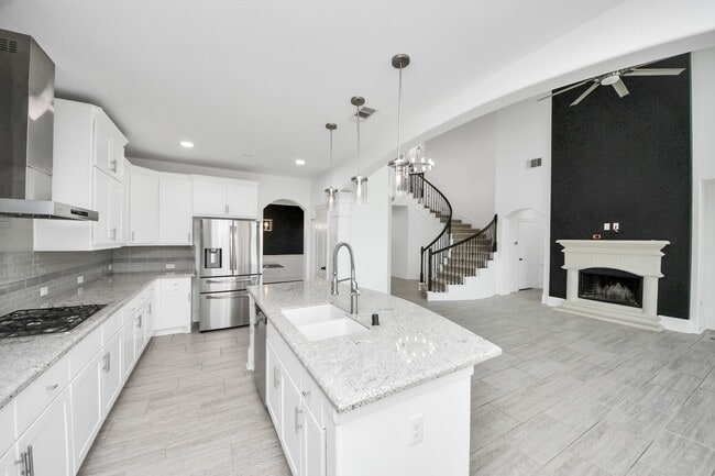 Photo - 2614 Orleans Way