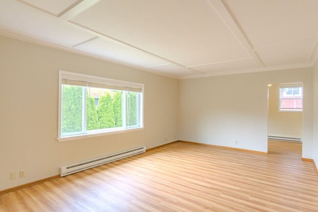 Photo - 4Bd/2Ba Seattle Home