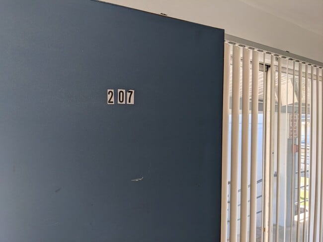 Photo - 2nd FL Condo 2Bed 1Bath Off Street Parking