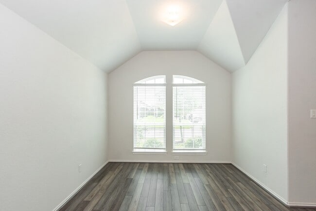 Photo - 5186 Dry Hollow Dr