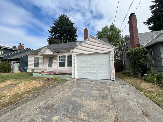 Photo - Spacious Multi-Level Living with Vaulted Ceilings and Backyard Access