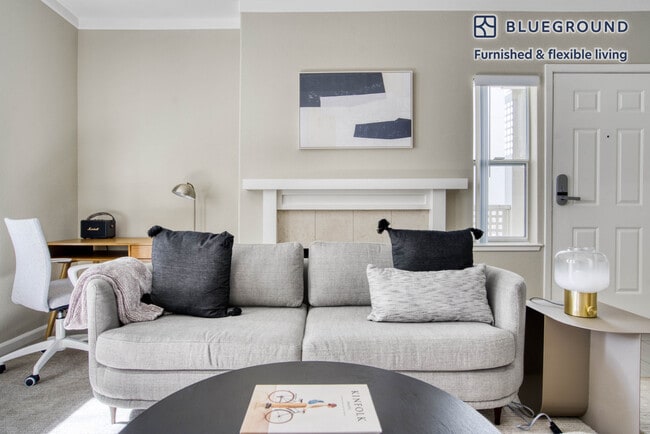 Photo - 800 High School Way Unidad FL2-ID890