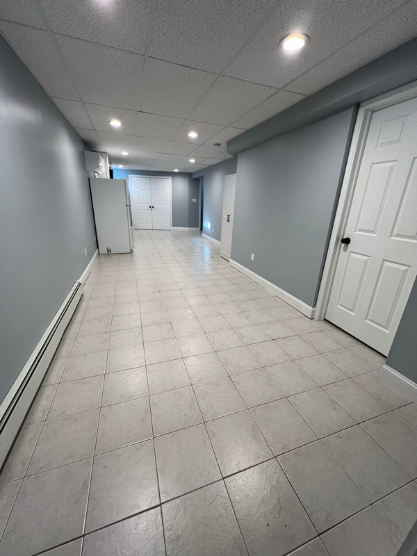 Building Photo - 655 Middle Country Rd