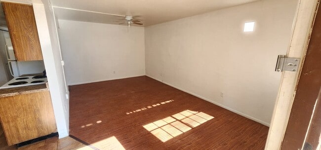 Photo - 578 W 18th Ave Unidad 102