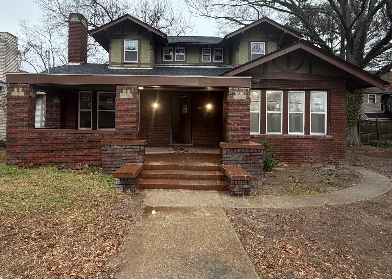 Photo - 123 Division Ave