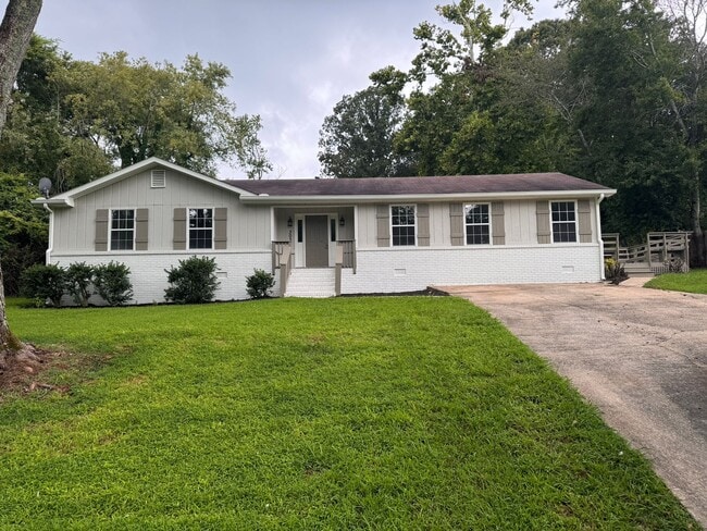Photo - 3037 Summer Lake Dr House