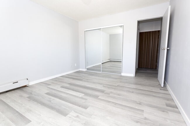 Photo - Hearthstone Manor