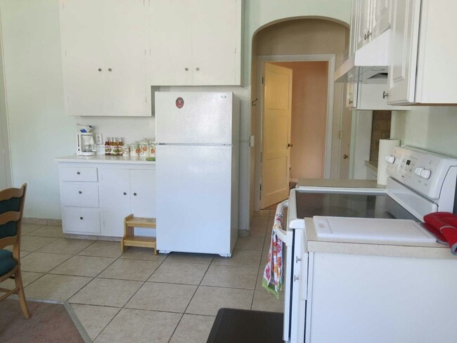 Photo - 305 Peasley St Unidad 4