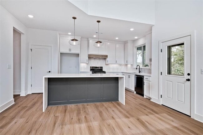 Photo - 32 Copinsay Dr