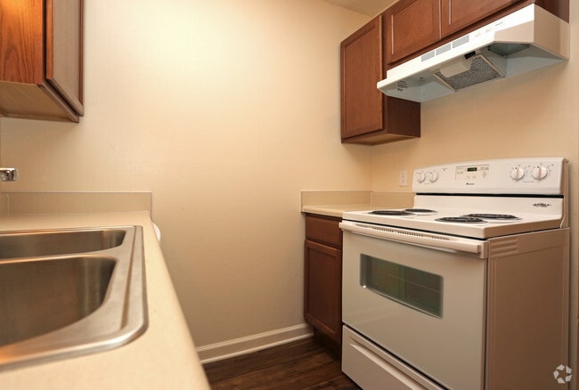 Woodlawn Park Apartments