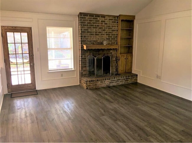 Photo - 901 Forest Trail Ct