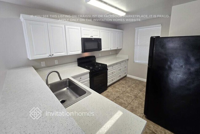 Photo - 5357 Jose Ernesto St