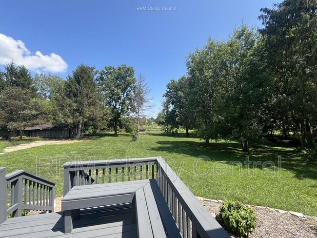 Photo - 1653 Berlin Station Rd