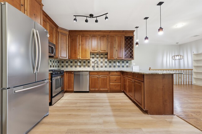 Photo - 215 St Michaels Walk