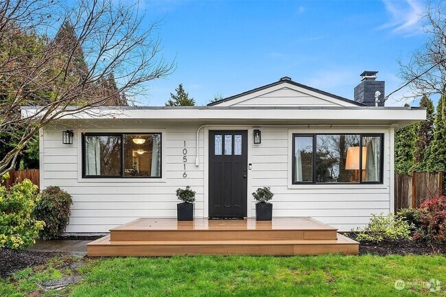 Building Photo - Bright & Charming 1Bed/1Bath + Den in Prim... Rental