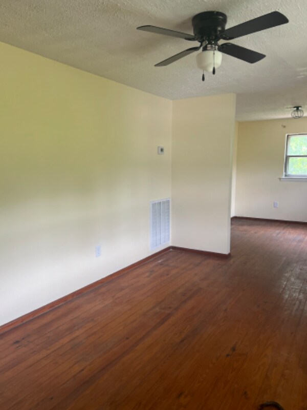 Photo - 26530 AL-21