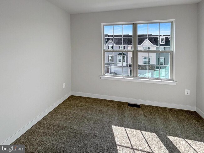 Photo - 338 Paca Gardens Ln