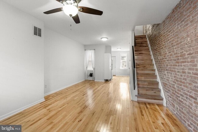 Building Photo - 1517 S LeCount St