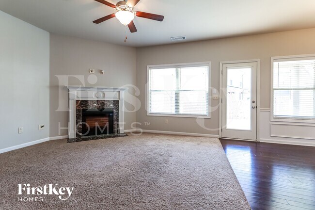 Photo - 2202 Black Pebble Cir