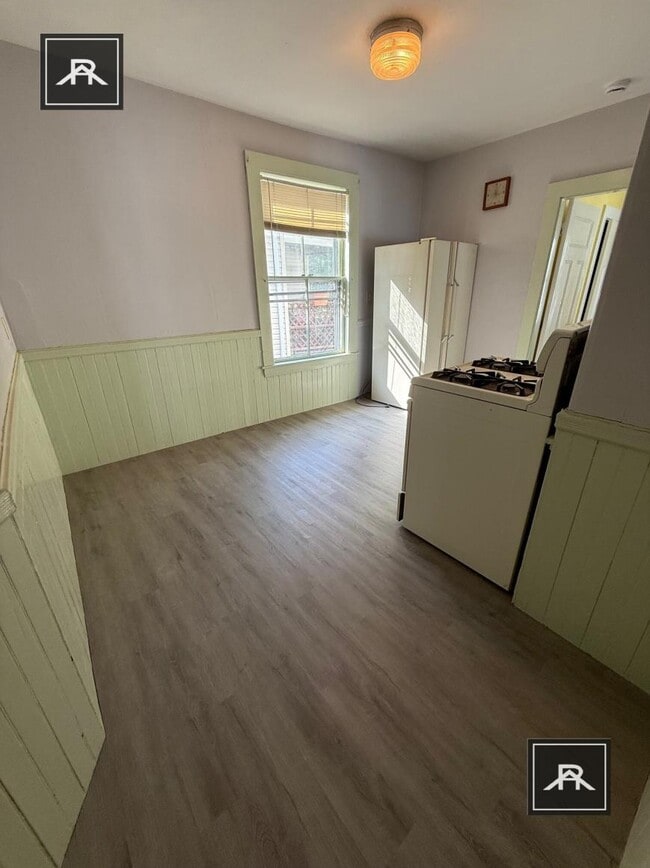 Photo - 4 bedroom in Cambridge MA 02140