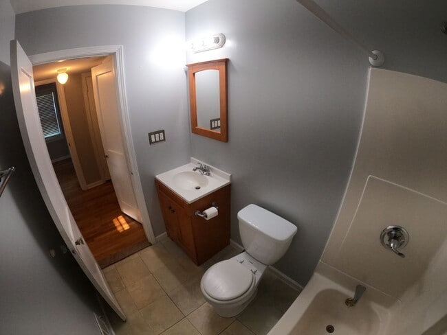 Photo - 2 bed 1 bath Royal Oak ranch