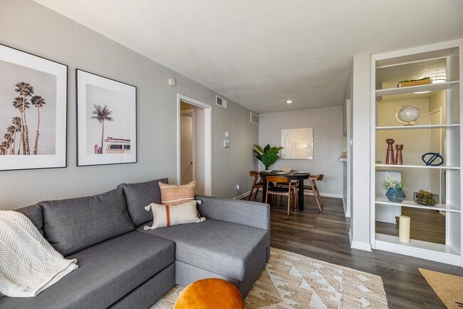 Urban Palms Apartment Homes