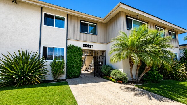 25937 Viana Ave Unit 14