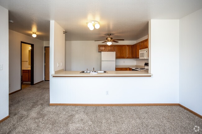 1HAB, 1BA - 648 ft² - Venbury Trail