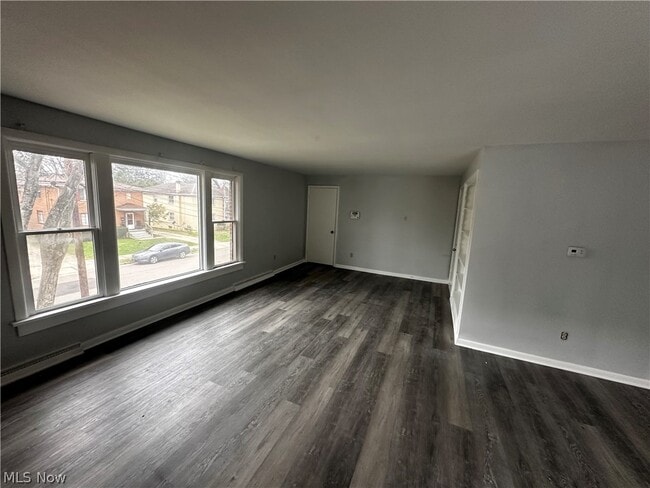 Building Photo - 1775 Liberty Dr