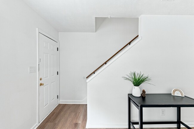 Photo - 2689 Old Richmond Rd Unit Apt. D