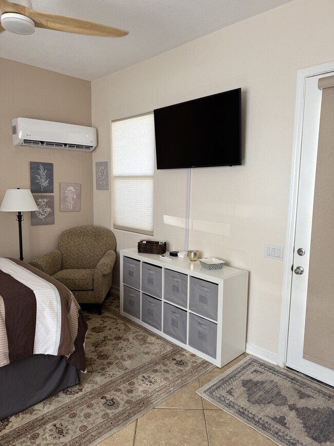 Building Photo - 30109 Inverness Dr Unit Casita Rental
