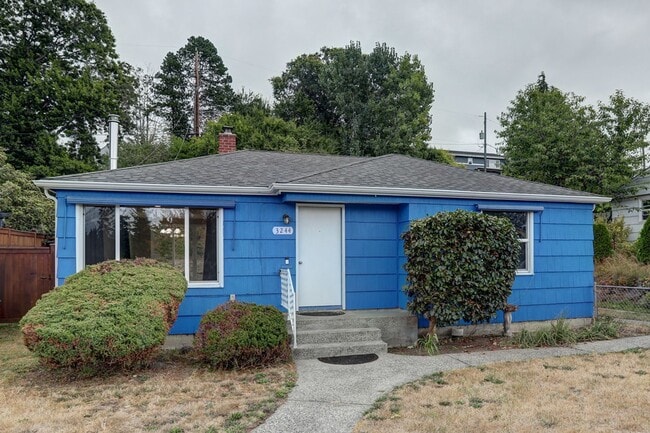 Building Photo - 3244 46th Ave SW