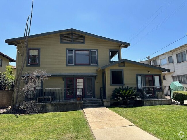 Building Photo - 1409 Lyndon St Unit 1409 Rental