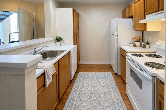 BRITTANY POINT APARTMENTS