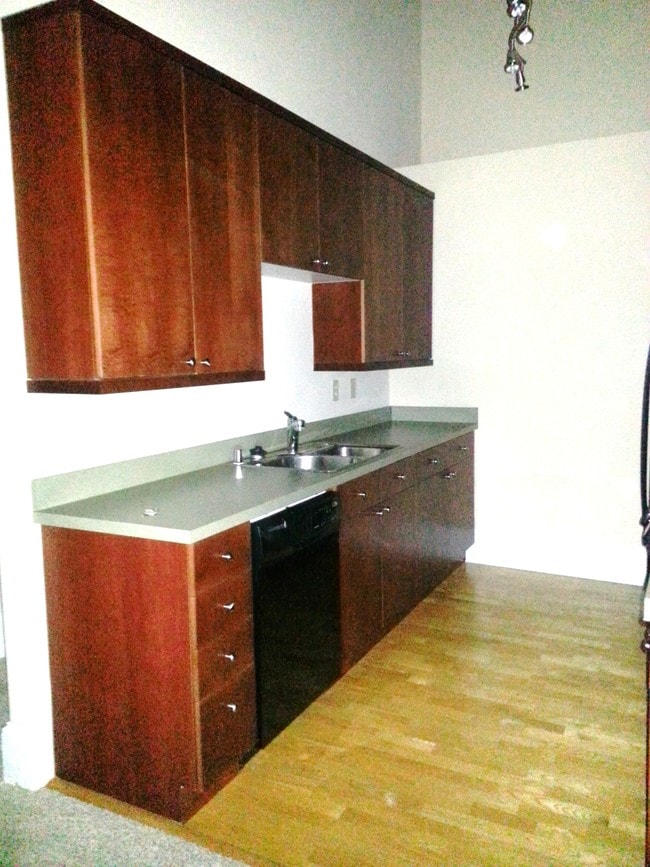 Photo - 803 E 6th St Unit 505