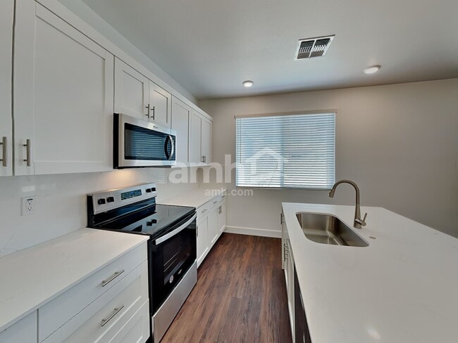 Photo - 17116 W Townley Ave
