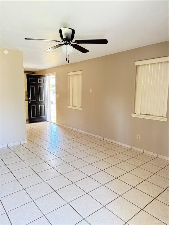 Photo - 18 Royal Palm St