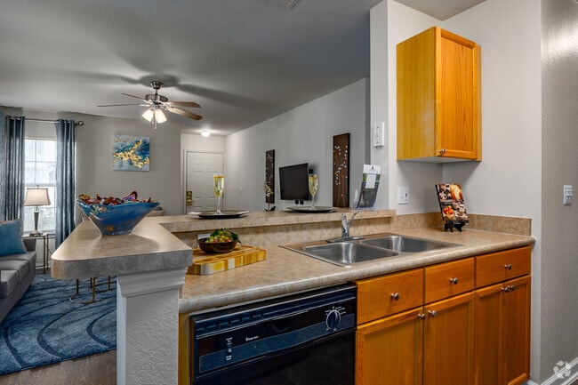 2BR, 2BA - 1,109SF - Kitchen