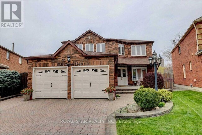 Photo - 5223 Tagish Ct