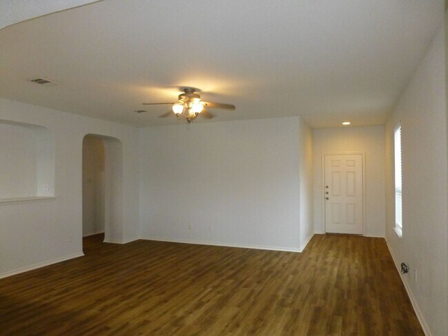 Photo - Charming 3 Bedroom Home in Round Rock