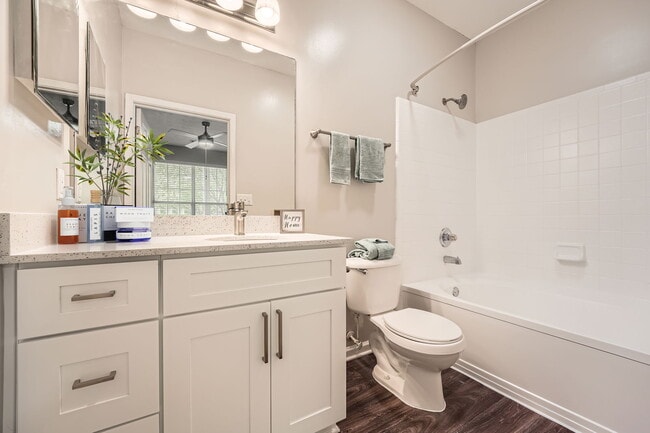 Photo - Charlestowne