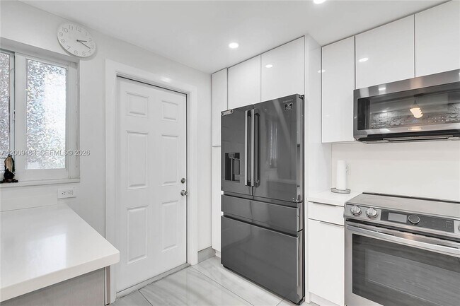 Photo - 5260 NW 11th St Unit 201