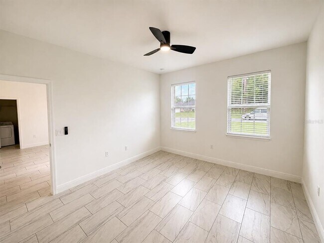 Photo - 2741 W Rutland Dr