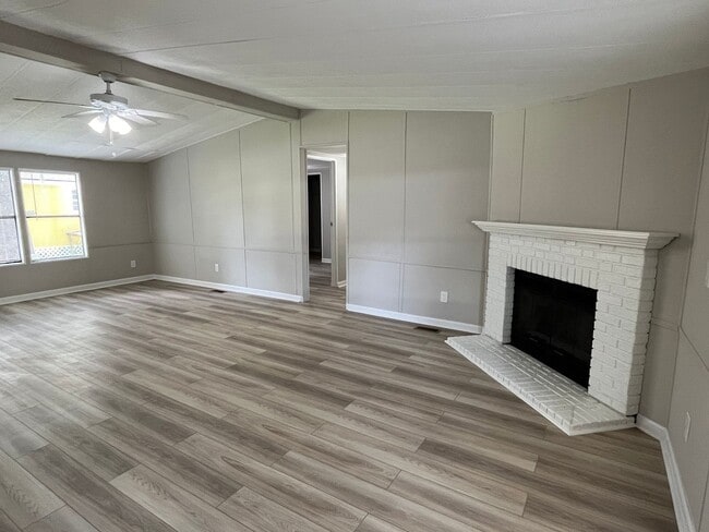 Photo - Grove Point Mobile Homes