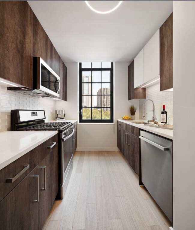 80 John St Unit 29-35
