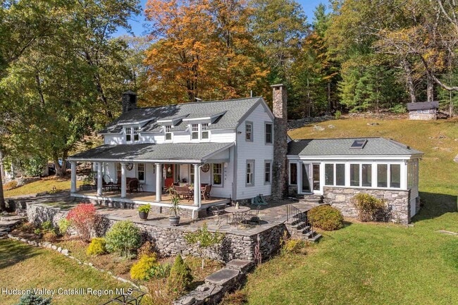 Building Photo - 114 Chase Rd