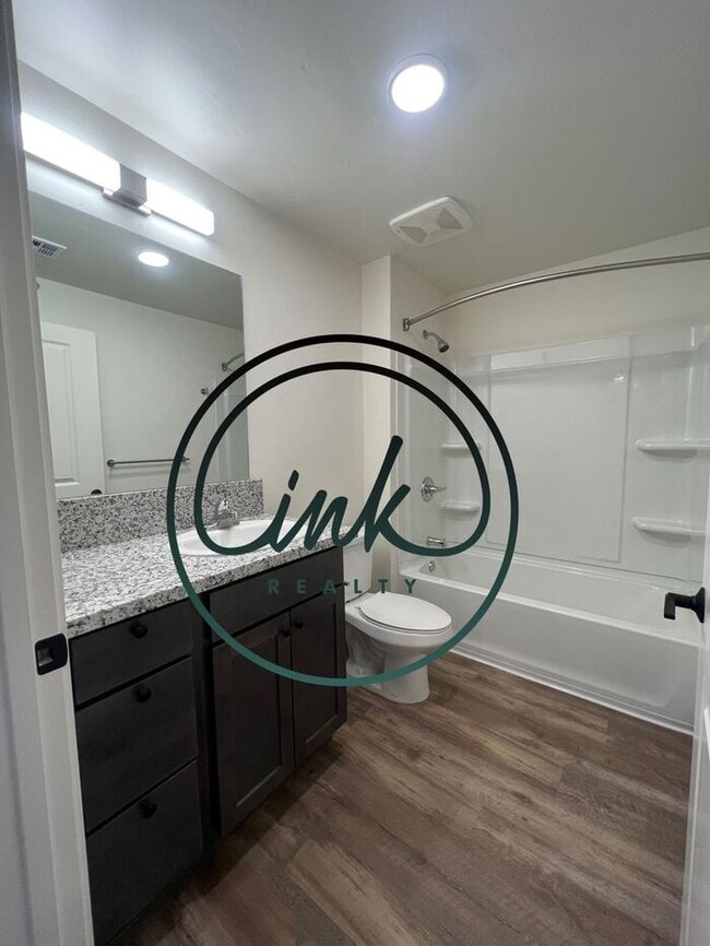 Photo - Modern living apartments~