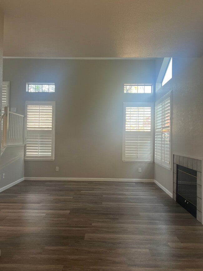 Photo - 267 Tamarisk Cir