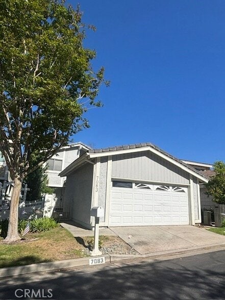 Photo - 7083 E Shorecrest Dr