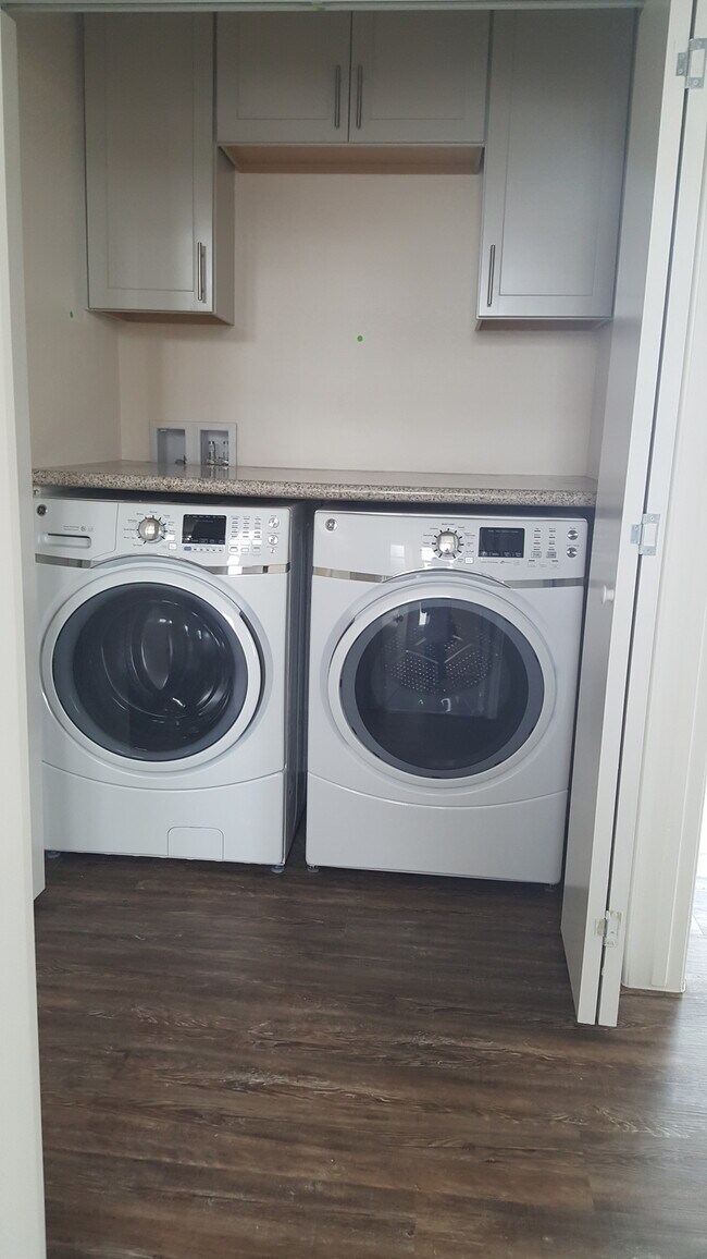 Photo - 1566 Tilman Ln